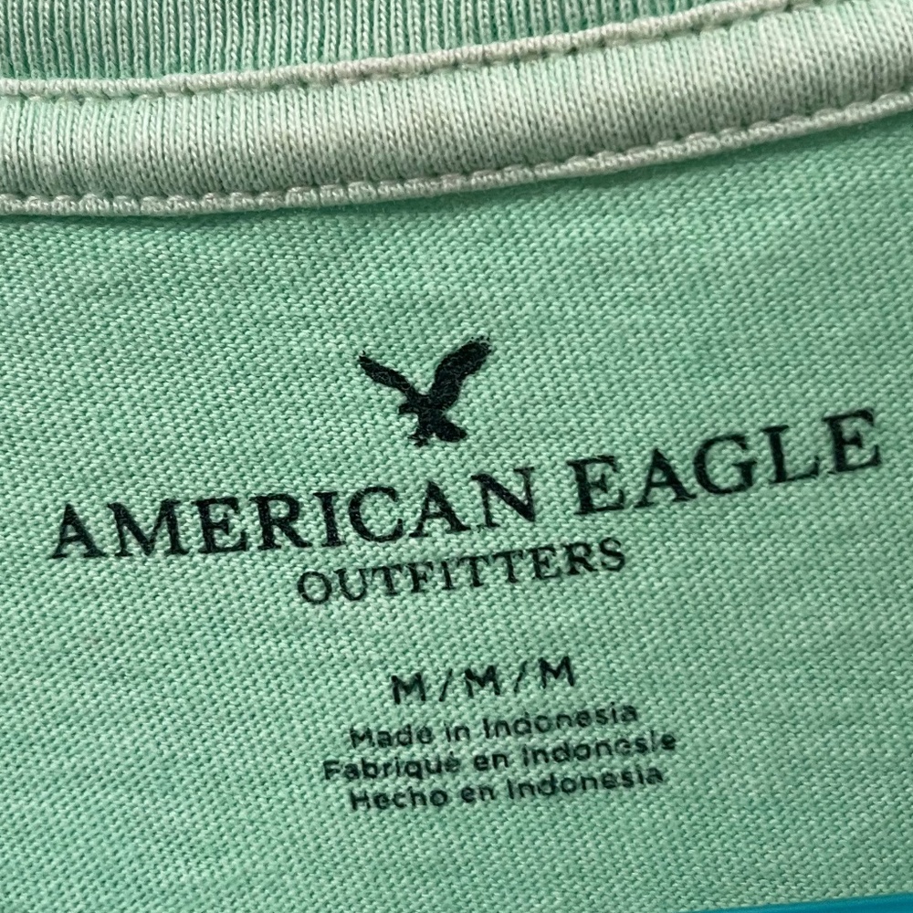 American Eagle Shirt - Picture 2 of 2